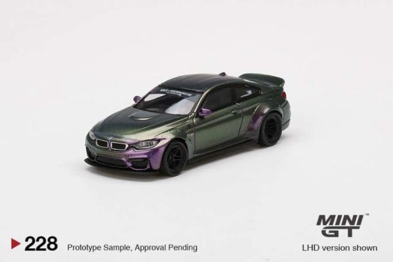 MINI GT 1/64 No.228 LB★WORKS BMW M4 Purple-Green Metallic