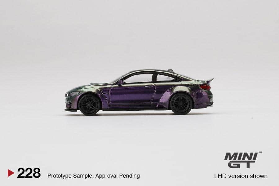 MINI GT 1/64 No.228 LB★WORKS BMW M4 Purple-Green Metallic