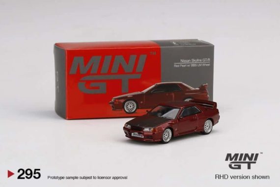 MINI GT 1/64 No.295 Nissan Skyline GT-R (R32) Red Pearl w/ BBS LM Wheel