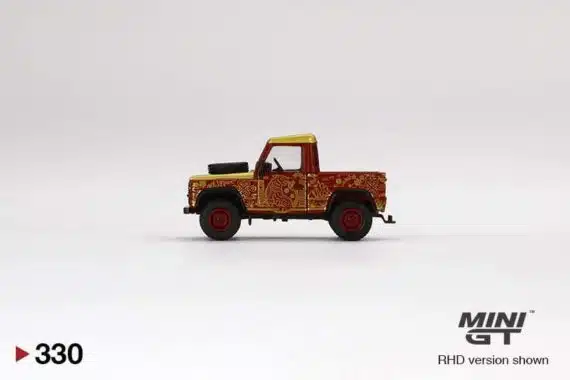 MINI GT 1/64 No.330 Land Rover Defender 90 Pickup - 2022 Chinese New Year Edition