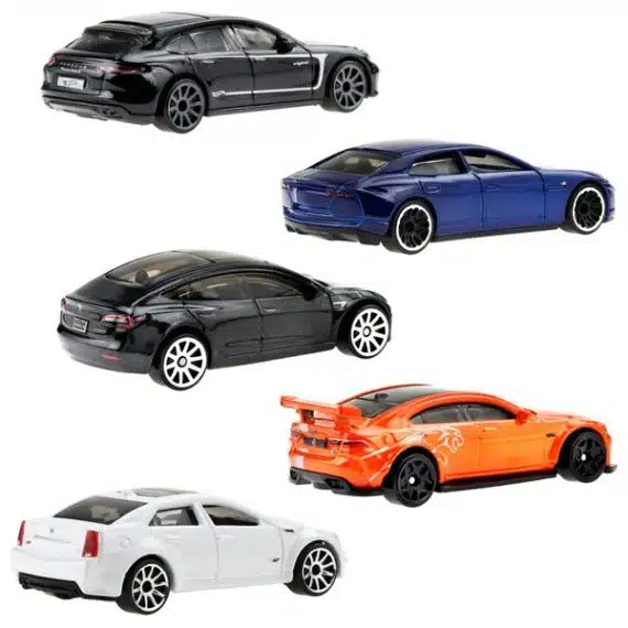 Hot Wheels Theme Automotive Assortment Porsche Panamere Turbo S E-Hybrid Sport Turismo