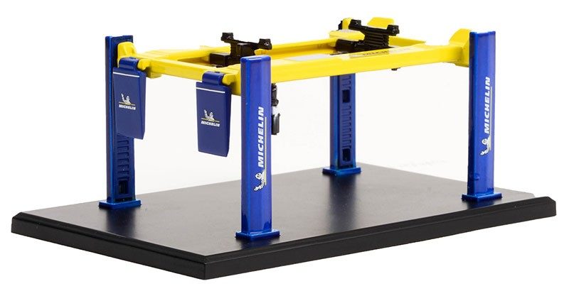 Greenlight 1/64 Four-Post Lifts Series 3 Michelin 16130-B