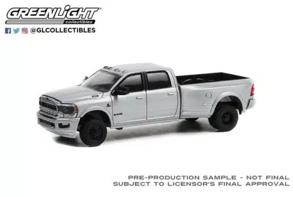 Greenlight 1/64 Dually Drivers Series 9 2021 RAM 3500 Dually - Limited Night Edition - Billet Silver 46090-F
