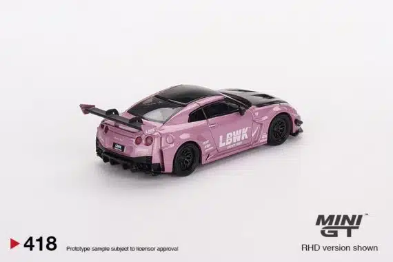 MINI GT 1/64 No.418 LB-Silhouette WORKS GT NISSAN 35GT-RR Ver.2 Passion Pink RHD MGT00418-R