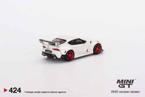 MINI GT 1/64 No.424 Pandem Toyota GR Supra V1.0 Pearl White LHD MGT00424-L