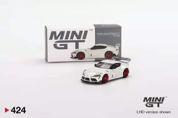 MINI GT 1/64 No.424 Pandem Toyota GR Supra V1.0 Pearl White LHD MGT00424-L