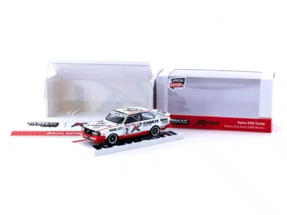 Tarmac Works 1/64 COLLAB64 Tarmac Works X Kamachi Volvo 240 Turbo Macau Guia Race 1986 Winner