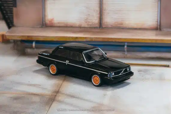 Tarmac Works 1/64 ROAD64 Volvo 242 Custom Black