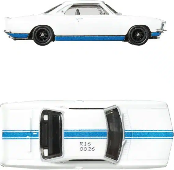 Hot Wheels Premium Car Culture Jay Reno Garage - '66 Chevrolet Corvair Jenko Stinger White HCJ84