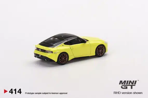 [Pre-Order] MINI GT 1/64 No.414 Nissan Fairlady Z Proto Spec 2023 Ikazuchi Yellow RHD MGT00414-R