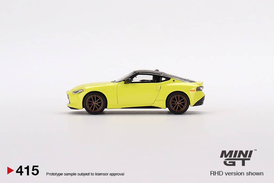 [Pre-Order] MINI GT 1/64 No.415 Nissan Z Proto Spec 2023 Ikazuchi Yellow LHD MGT00415-L