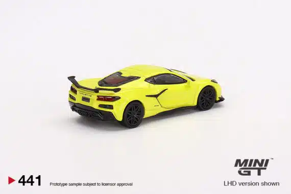 MINI GT 1/64 No.441 Chevrolet Corvette Z06 2023 Accelerate Yellow RHD MGT00441-R