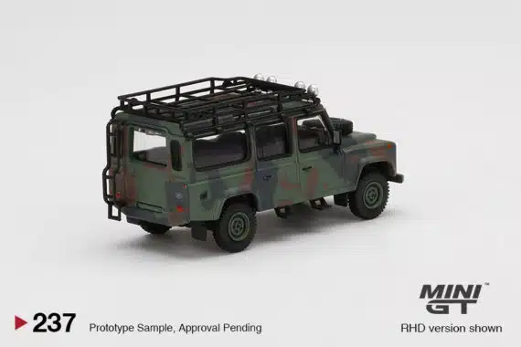 MINI GT 1/64 No.237 Land Rover Defender 110 Military Camouflage RHD MGT00237-R