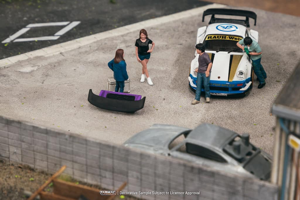 [Pre-Order] Tarmac Works 1/64 PARTS64 Figures Set RWB 1