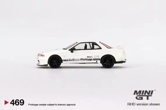 MINI GT 1/64 No.469 Top Secret Nissan Skyline GT-R VR32 White RHD MGT00469-R