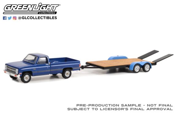 Greenlight 1/64 Hitch & Tow Series 27 - 1981 Chevrolet C-20 Trailering Special with Flatbed Trailer 32270-B