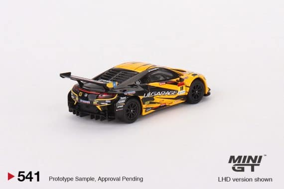 MINI GT No.541 Honda NSX GT3 EVO22 #18 TEAM UPGARAGE 2022 Super GT Series LHD MGT00541