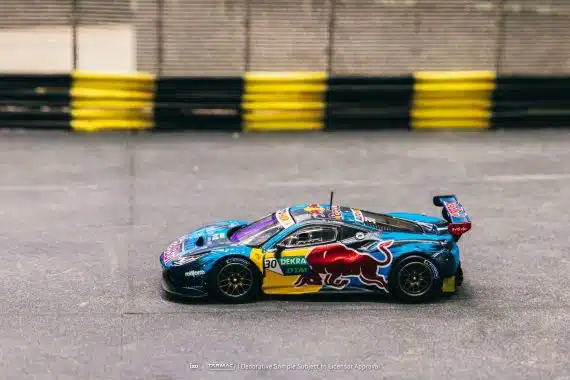 Tarmac Works 1/64 HOBBY64 Ferrari 488 GT3 DTM 2021 Monza Race 1 Winner Liam Lawson