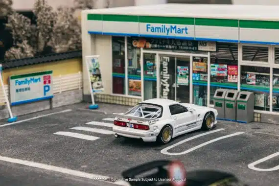 Tarmac Works 1/64 ROAD64 Pandem Mazda RX-7 FC3S White T64R-066-WH