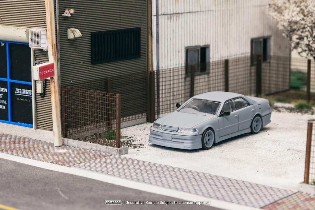 Tarmac Works 1/64 GLOBAL64 VERTEX Toyota Mark II JZX100 Dark Green Metallic