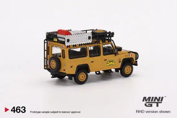 MINI GT 1/64 No.463 Land Rover Defender 110 1989 Camel Trophy Amazon Team France RHD MGT00463-R