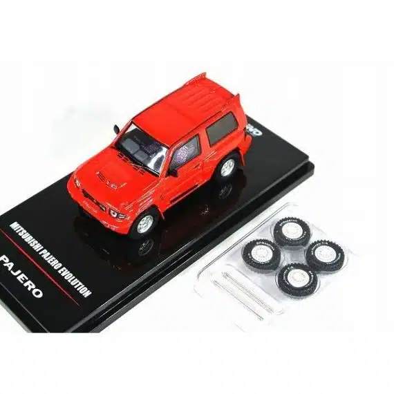 INNO64 1/64 Mitsubishi Pajero Evolution