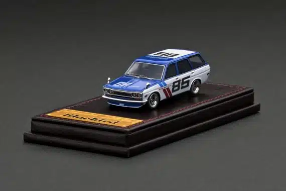 ignition model 1/64 Datsun Bluebird (510) Wagon Blue/White IG2930