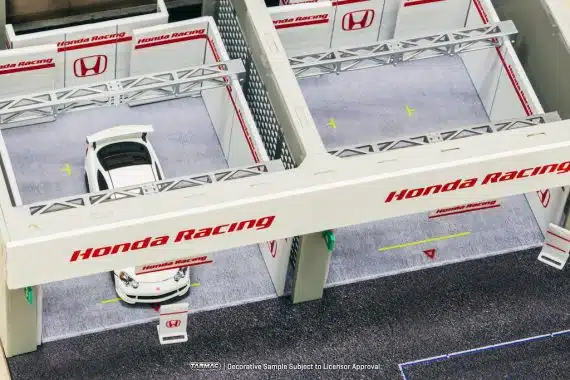 Tarmac Works 1/64 PARTS64 Pit Garage Diorama Honda Racing