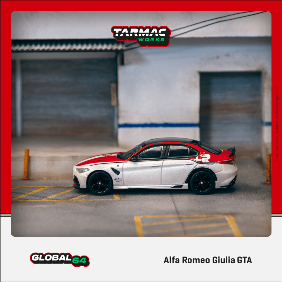 Tarmac Works 1/64 GLOBAL64 Alfa Romeo Giulia GTA Red / White