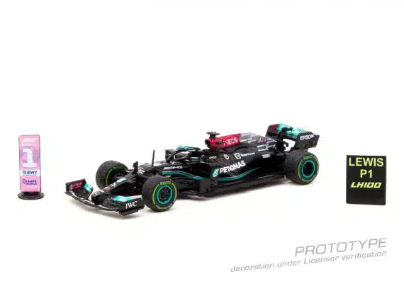 Tarmac Works 1/64 GLOBAL64 Mercedes-AMG F1 W12 E Performance Russian Grand Prix 2021 Winner 100th Win - Lewis Hamilton