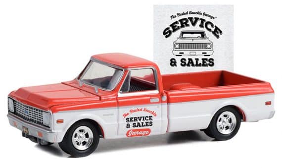 Greenlight 1/64 The Busted Knuckle Garage Series 2 - 1972 Chevrolet C-10 39120-F