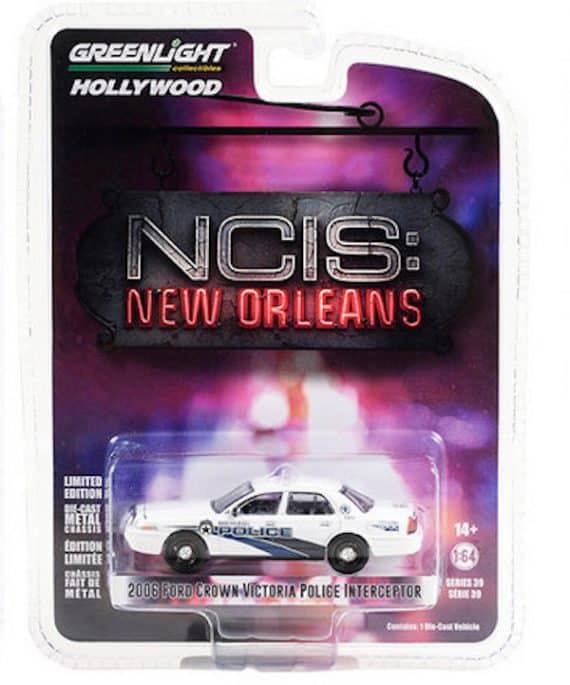Greenlight 1/64 Hollywood Series 39 NCIS New Orleans 2006 Ford Crown Victoria Police Interceptor 44990-E