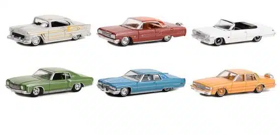 Greenlight 1/64 California Lowriders Series 2 - 1972 Cadillac Coupe Deville 63030-E