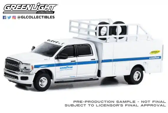 Greenlight 1/64 Dually Drivers Series 12 - 2021 Ram 3500 Dually Tire Service Truck - Goodyear 46120-F