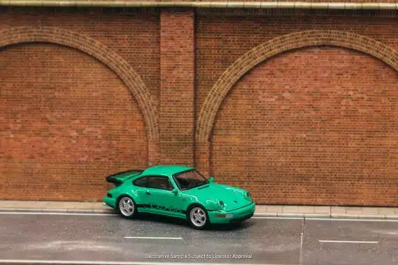 Tarmac Works 1/64 COLLAB64 Porsche 911 Turbo Green T64S-009-GR