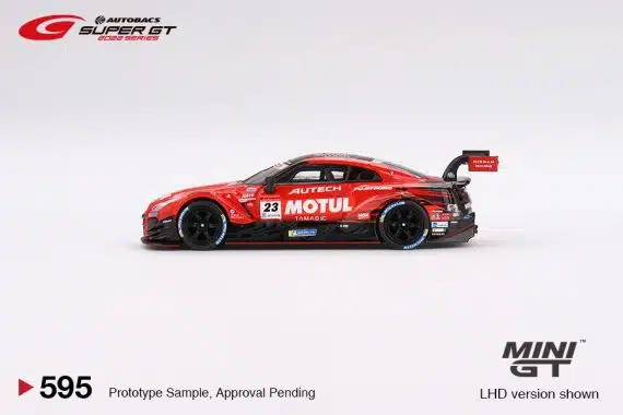 MINI GT No.595 Nissan GT-R Nismo GT500 #23 NISMO 2021 Super GT Series Japan Exclusive LHD MGT00595-L