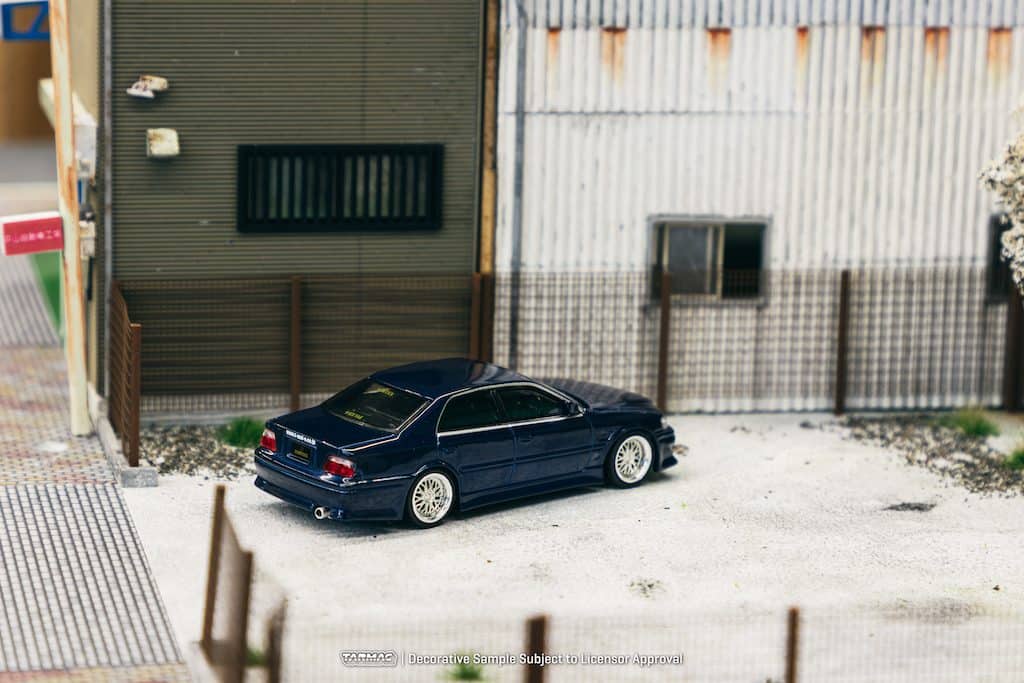 Tarmac Works 1/64 GLOBAL64 VERTEX Toyota Chaser JZX100 Blue Metallic T64G-007-BL