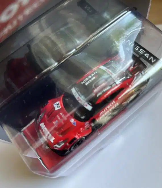 MINI GT No.595 Nissan GT-R Nismo GT500 #23 NISMO 2021 Super GT Series Japan Exclusive LHD MGT00595-L