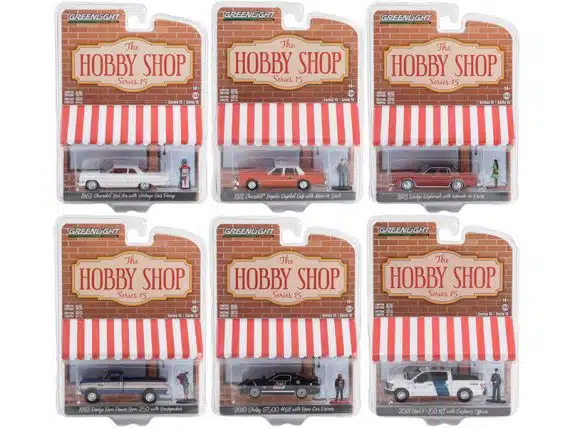 Greenlight 1/64 The Hobby Shop Series 15 - 1993 Dodge Ram Power Ram 250 with Backpacker 97150-D
