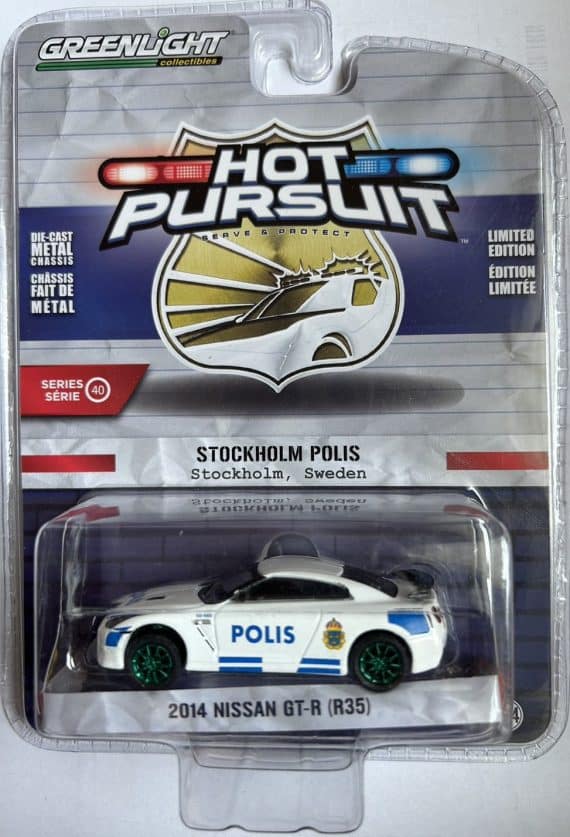Greenlight 1/64 Hot Pursuit Series 40 - 2014 Nissan GT-R (R35) Chase Car (ล้อเขียว) 42980-D