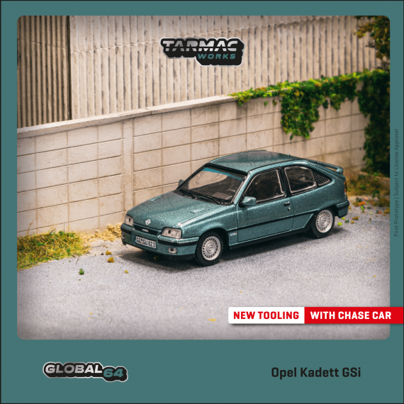 Tarmac Works 1/64 GLOBAL64 Opel Kadett GSi Green Metallic T64G-065-GR