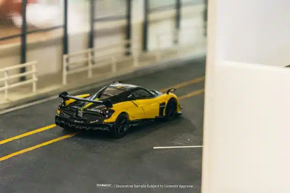 Tarmac Works 1/64 GLOBAL64 Pagani Huayra BC Giallo Limone T64G-TL014-YL