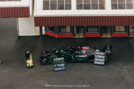 Tarmac Works 1/64 GLOBAL64 Mercedes-AMG F1 W11 EQ Performance Turkish Grand Prix 2020 Winner World Champion 2020 Lewis Hamilton T64G-F036-LH3