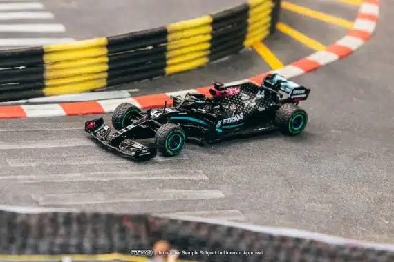 Tarmac Works 1/64 GLOBAL64 Mercedes-AMG F1 W11 EQ Performance Turkish Grand Prix 2020 Winner World Champion 2020 Lewis Hamilton T64G-F036-LH3