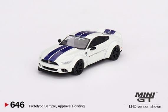 MINI GT No.645 FORD MUSTANG GT LB-WORKS White MGT00646