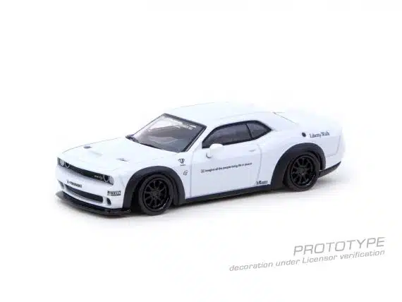Tarmac Works GLOBAL64 LB-WORKS Dodge Challenger SRT Hellcat White T64G-TL039-WH
