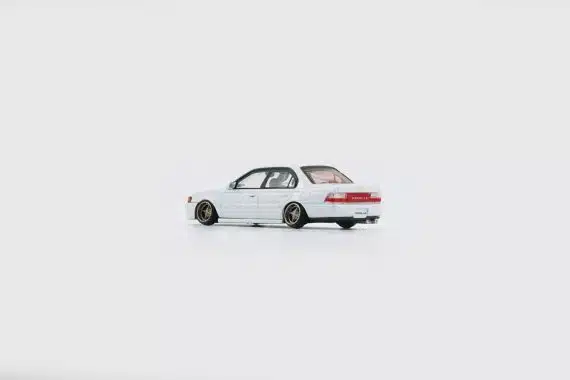 BM Creations 1:64 Toyota Corolla AE100 Colour: Pearl White (JDM version) 64B0335