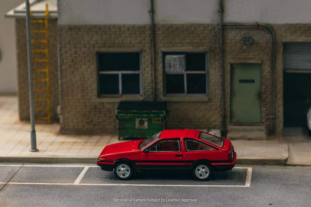 Tarmac Works 1/64 J-Collection Toyota Sprinter Trueno (AE86) Red/Black JC64-001-RD