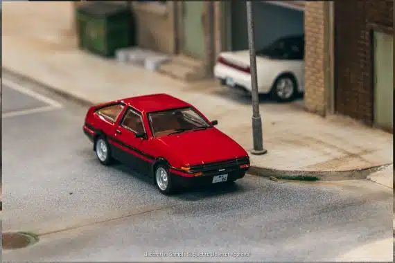 Tarmac Works 1/64 J-Collection Toyota Sprinter Trueno (AE86) Red/Black JC64-001-RD