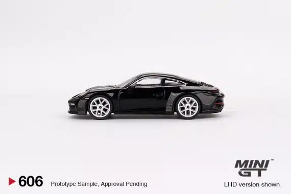 MINI GT No.606 Porsche 911 (992) GT3 Touring Black MGT00606